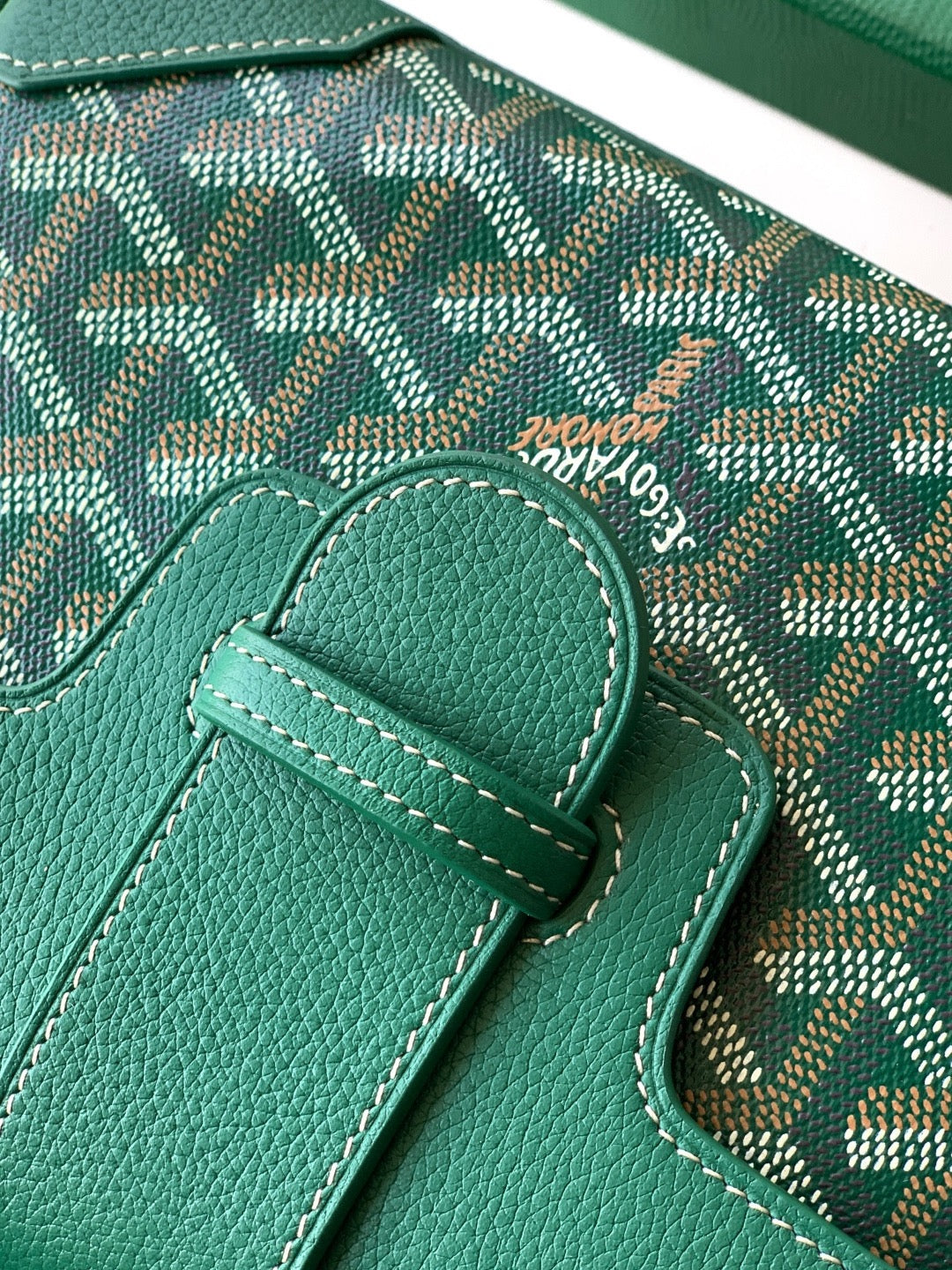 Goyard bag