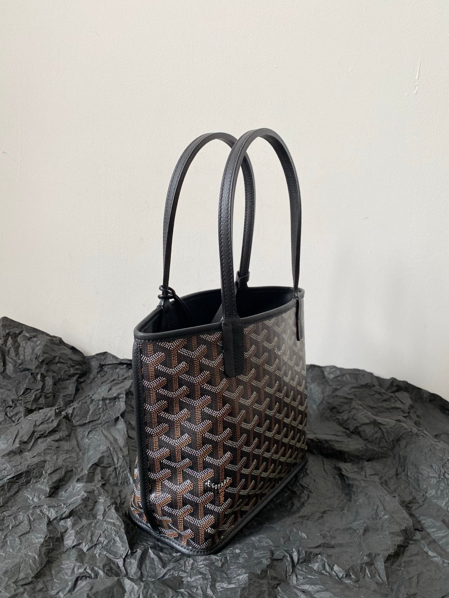 Goyard bag