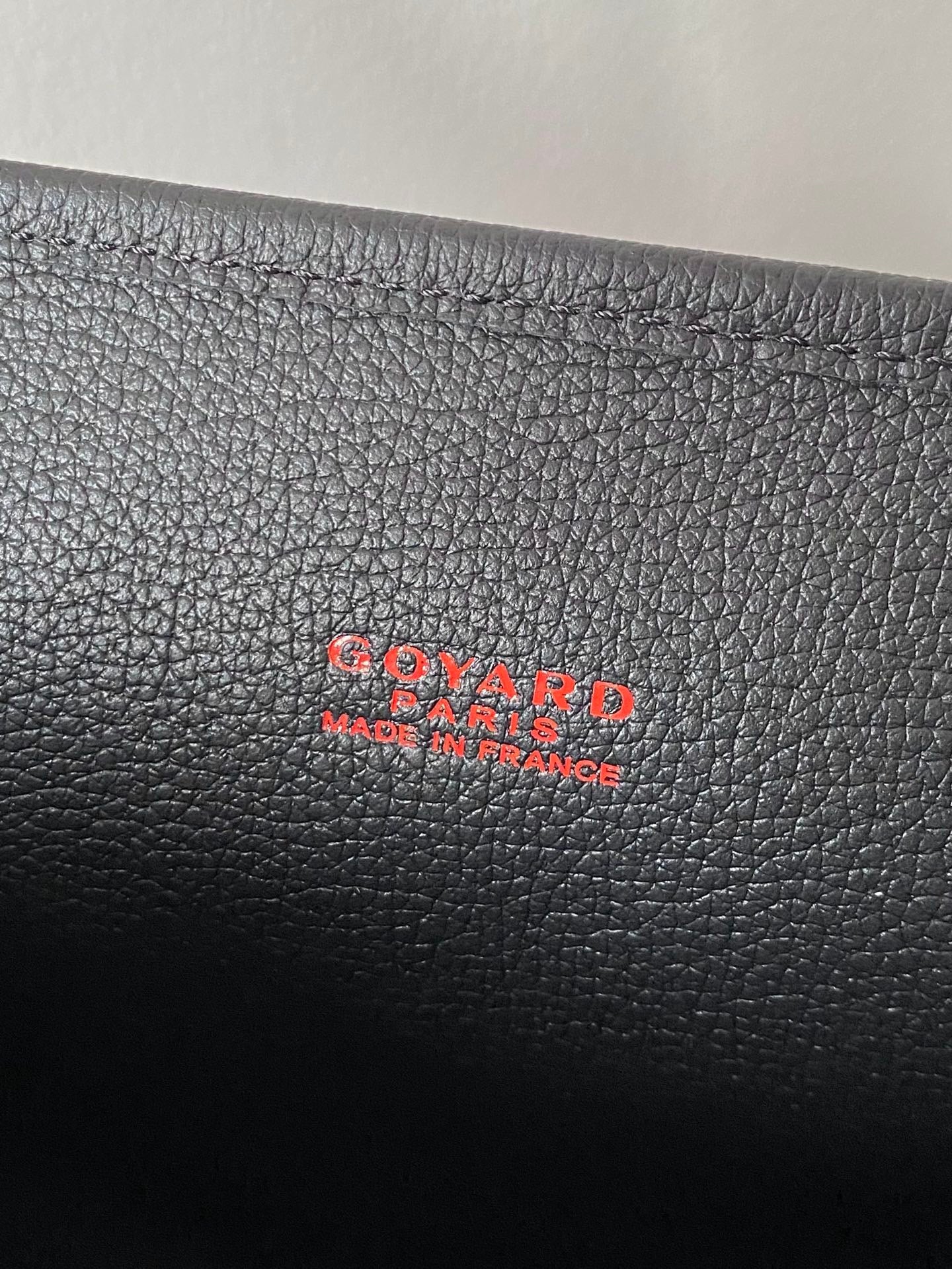 Goyard bag