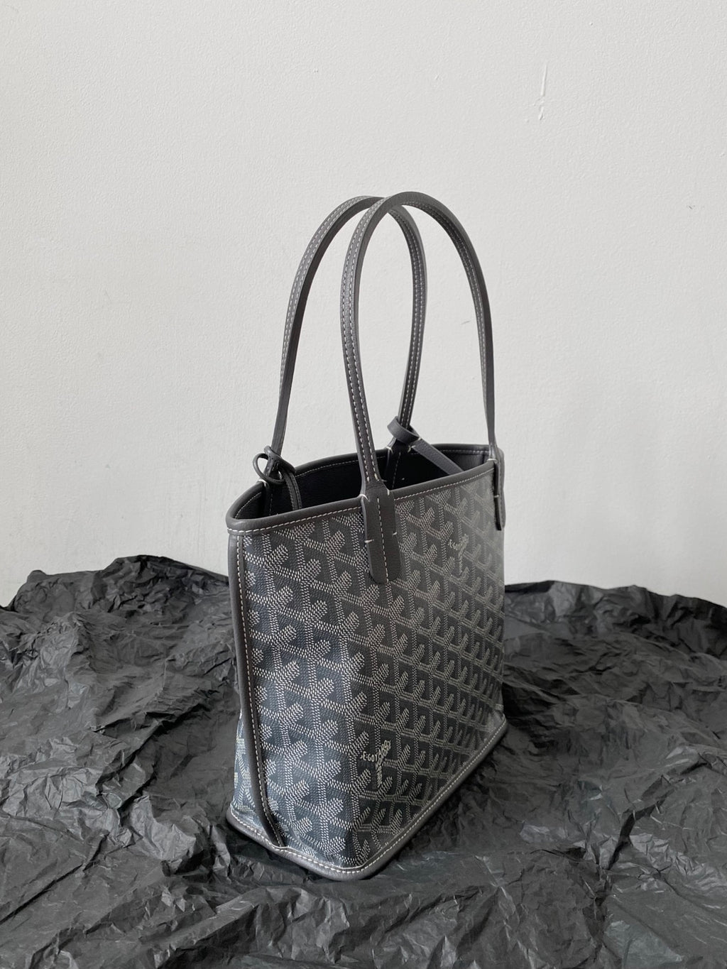 Goyard bag
