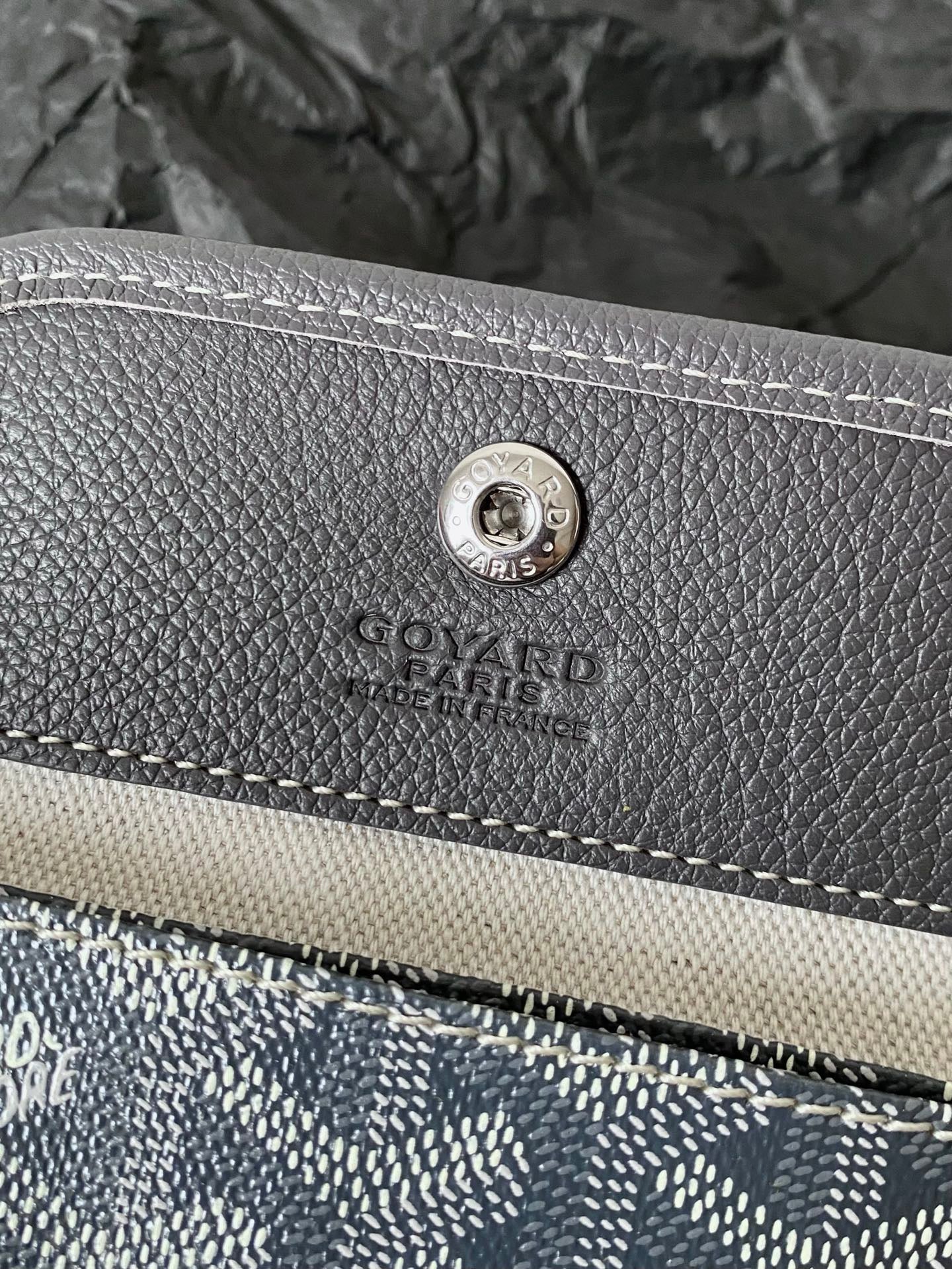 Goyard bag