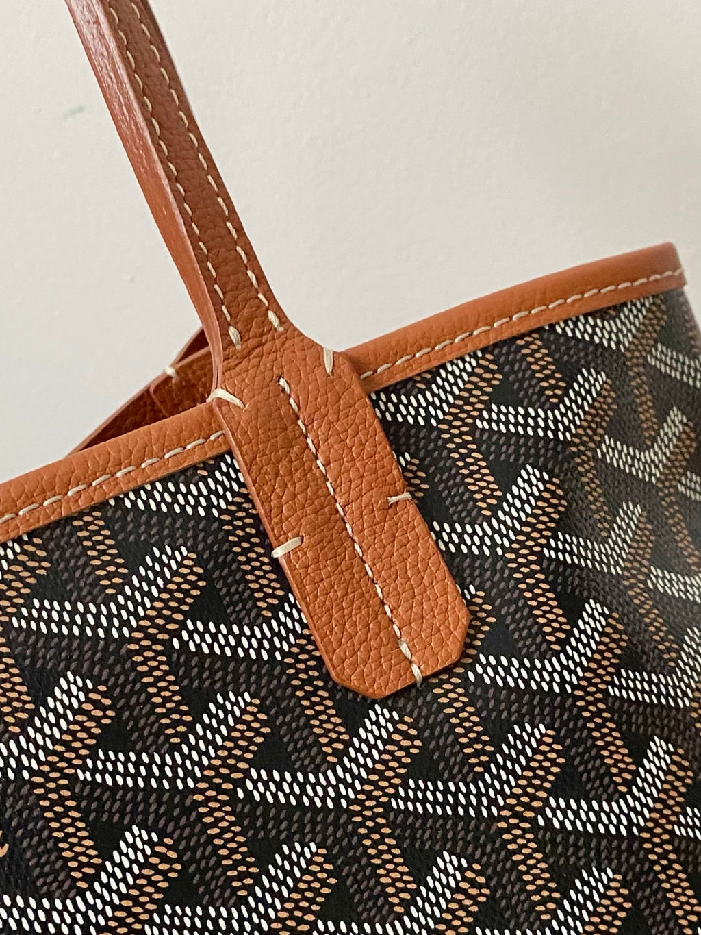 Goyard bag