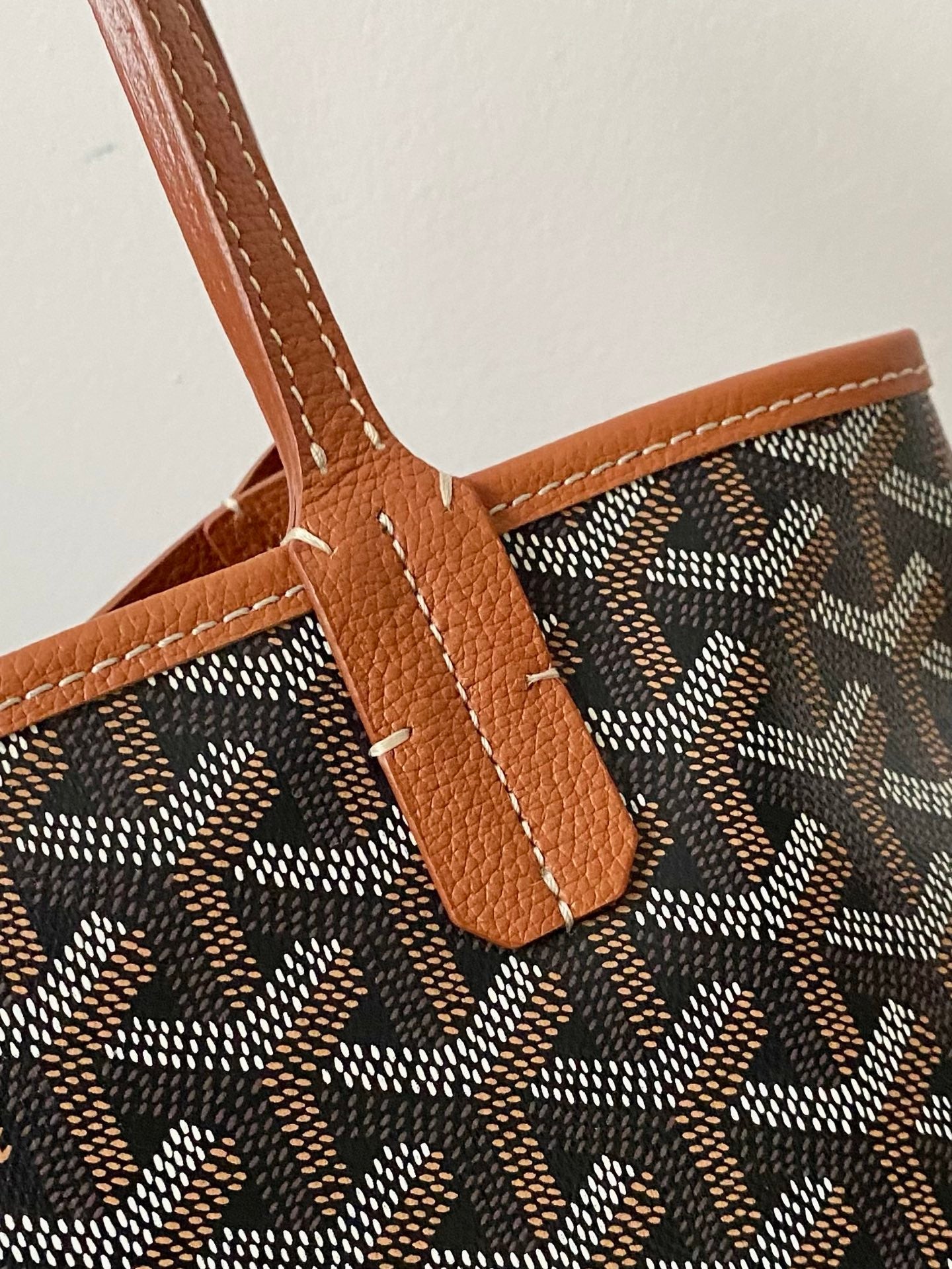 Goyard bag