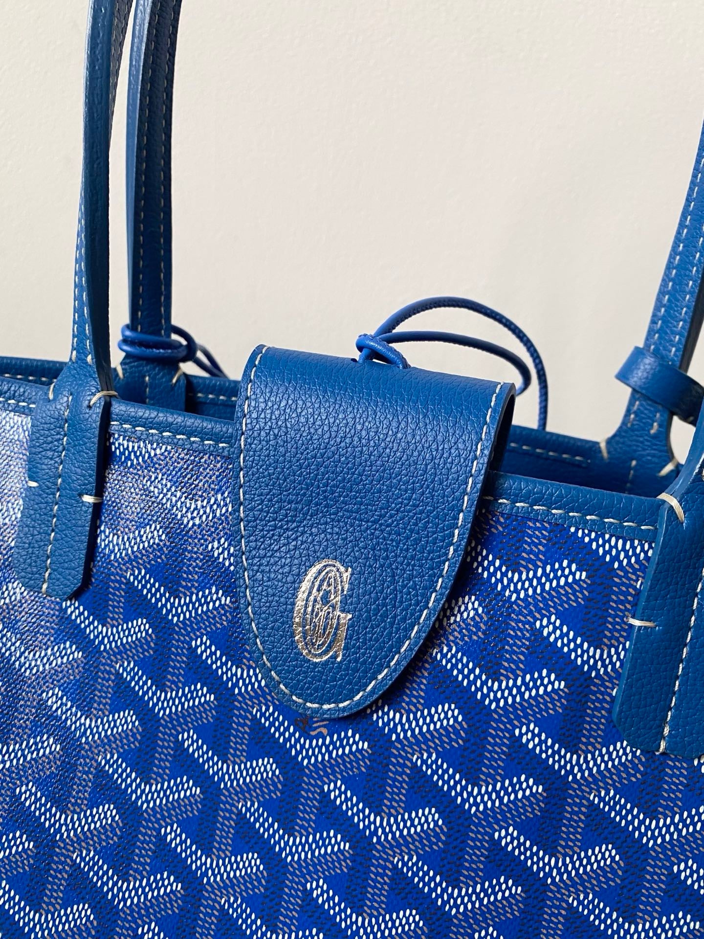 Goyard bag