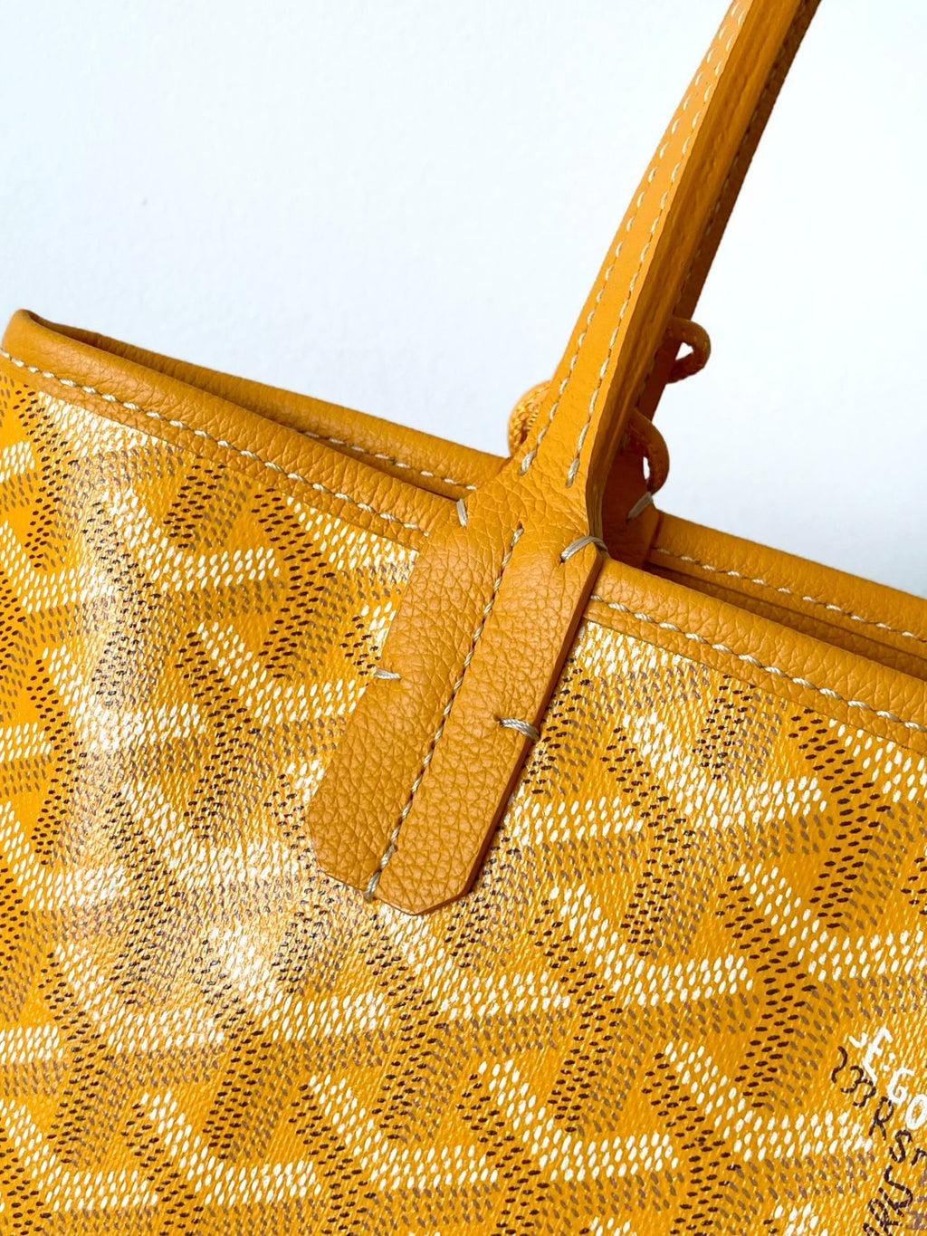 Goyard bag