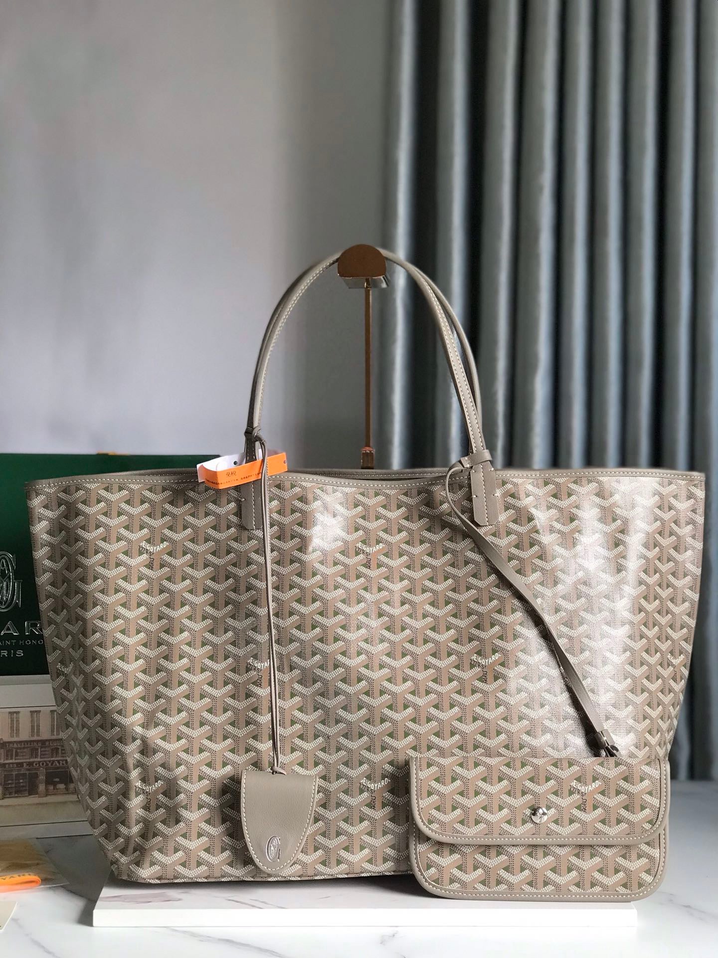 Goyard bag