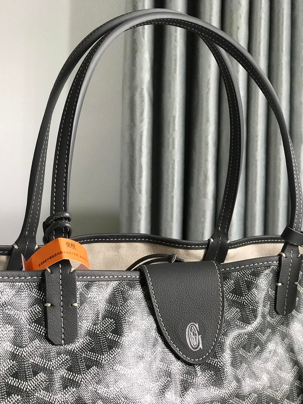 Goyard bag