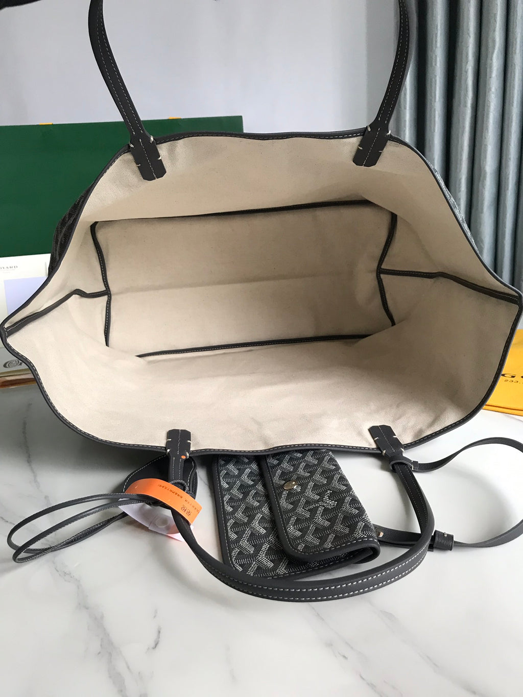 Goyard bag