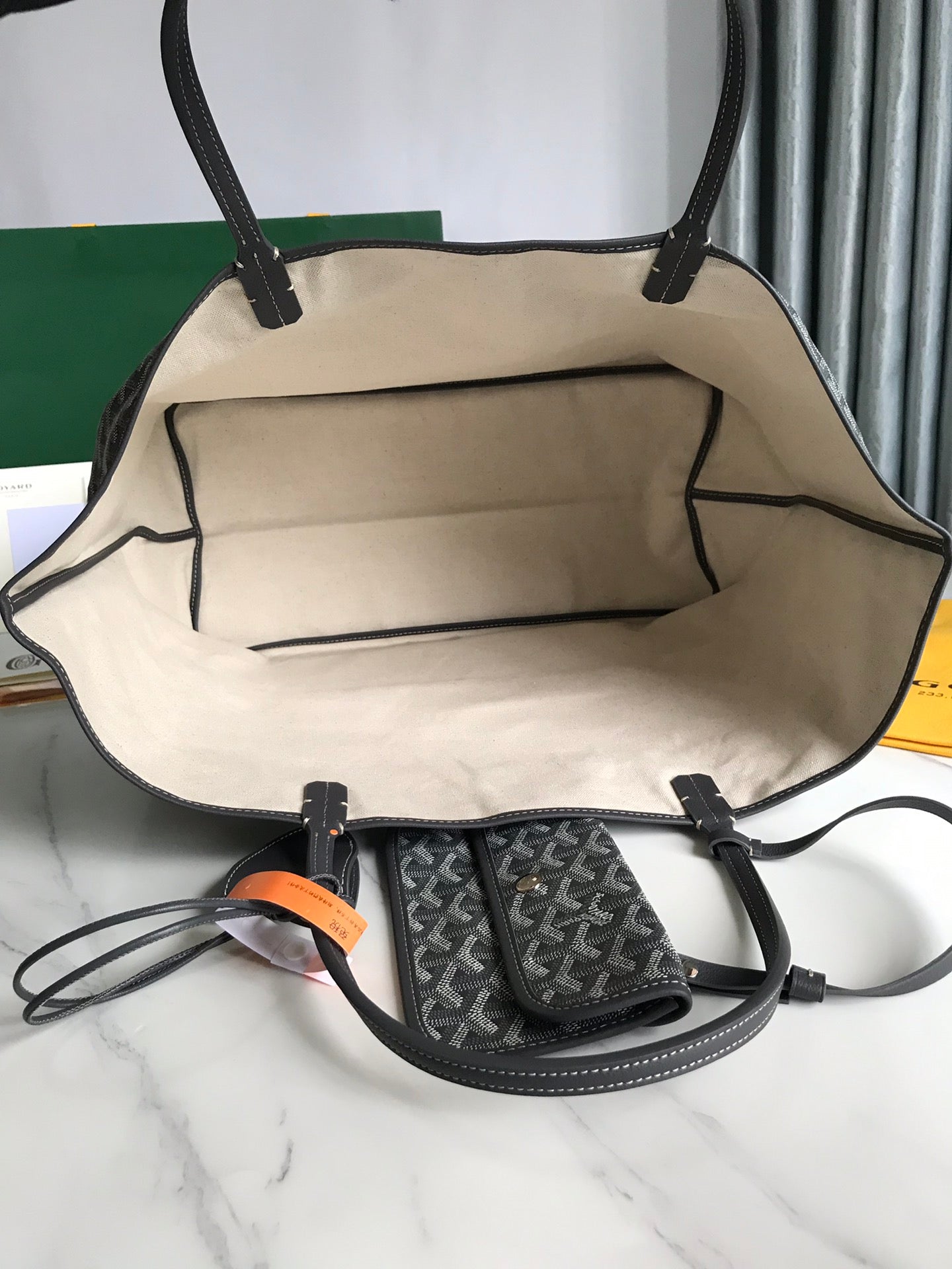 Goyard bag