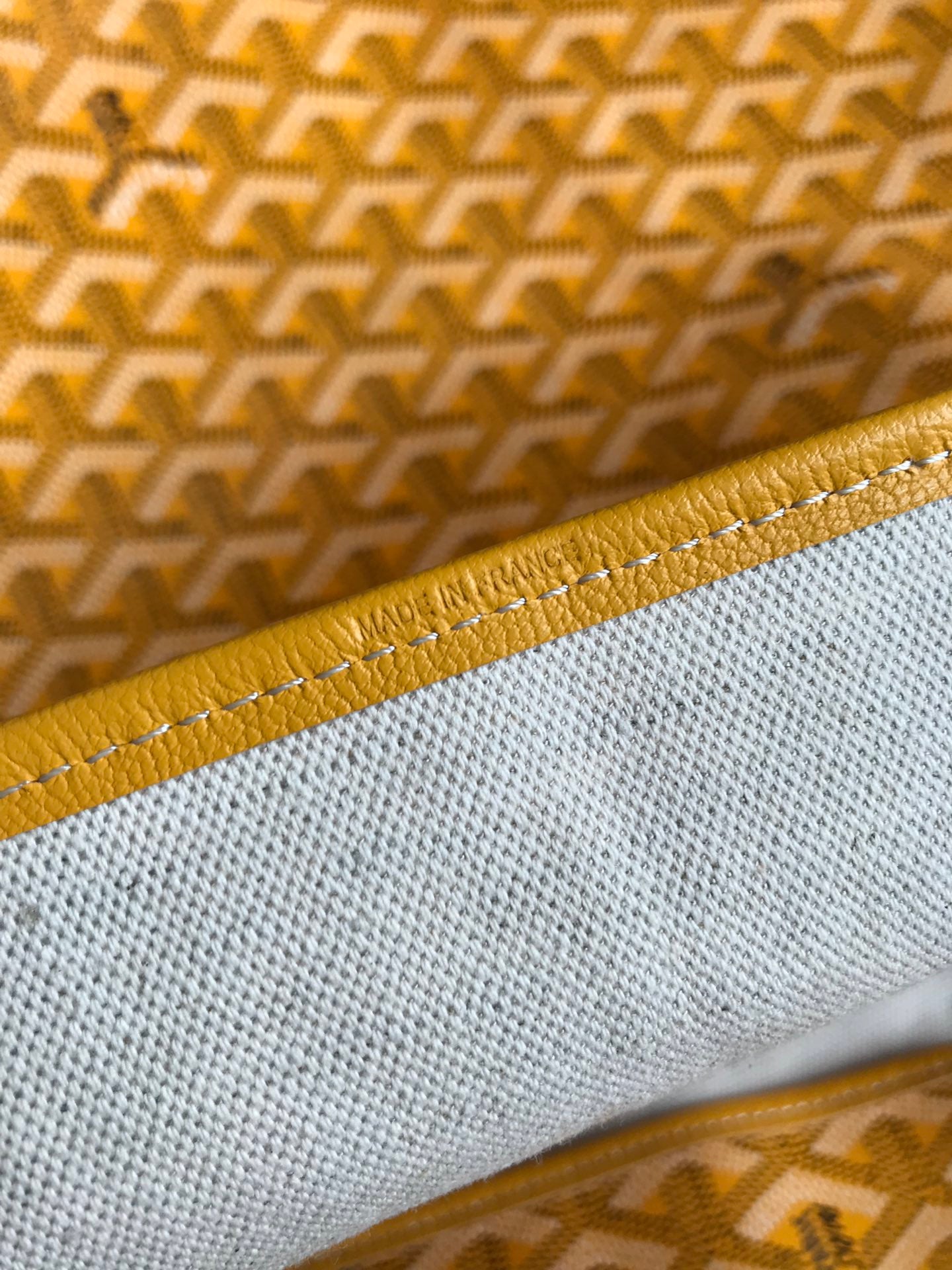 Goyard bag