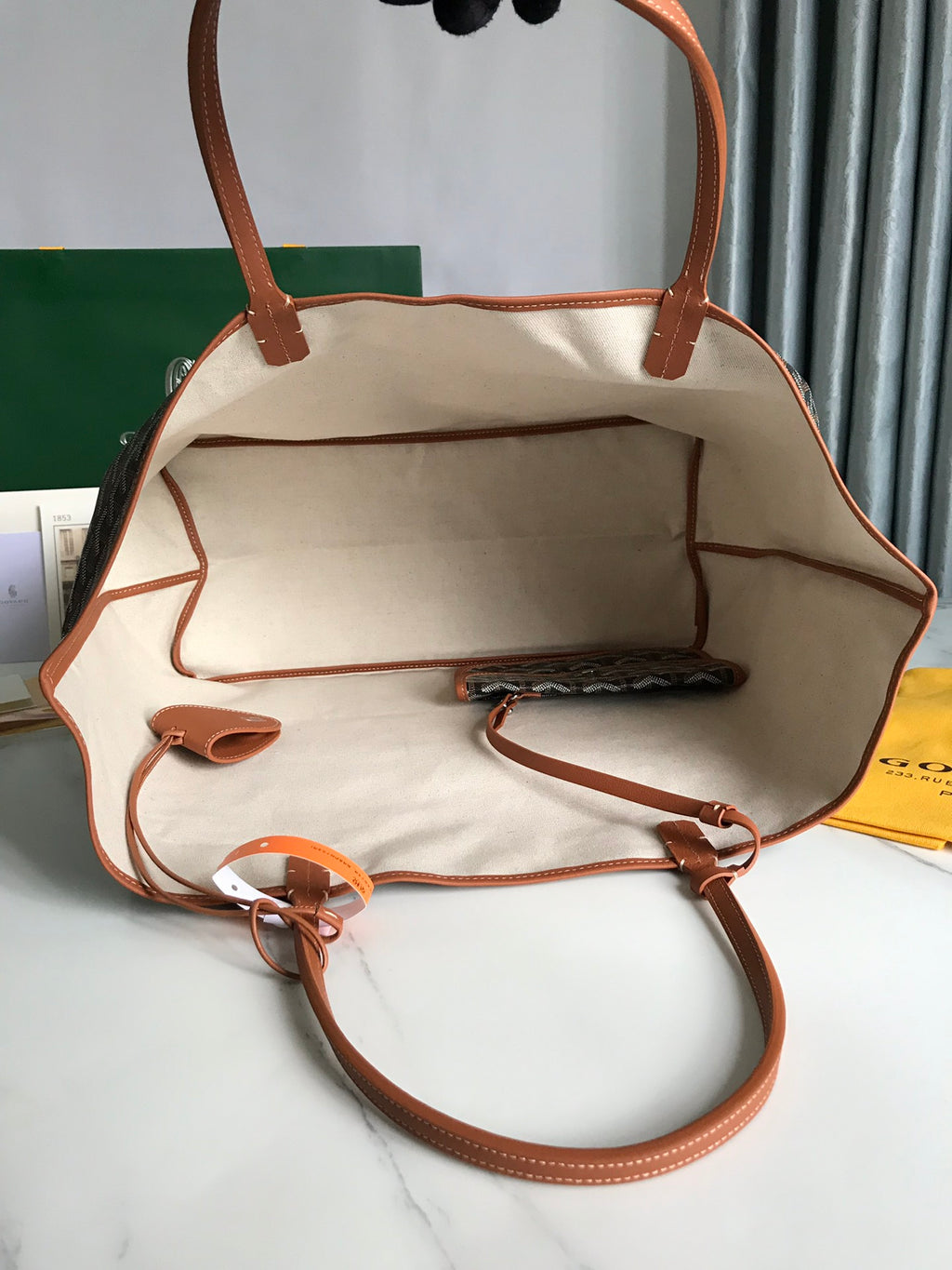 Goyard bag
