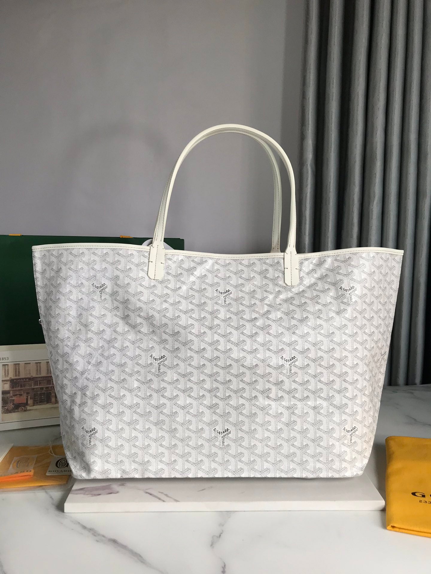 Goyard bag