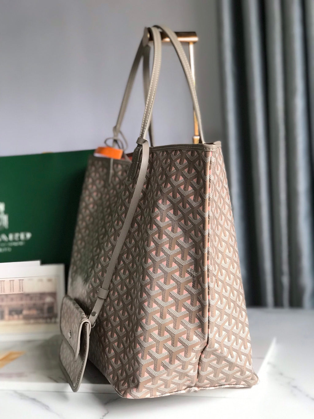 Goyard bag