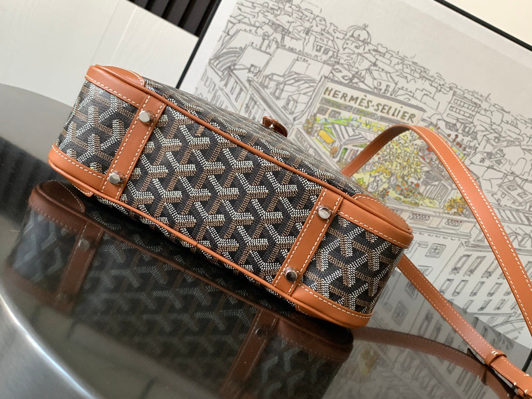 Goyard bag