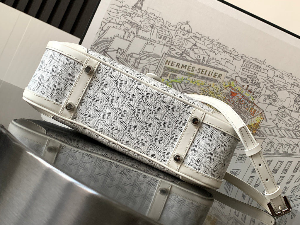 Goyard bag
