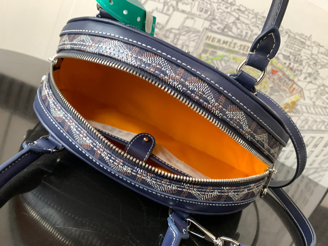 Goyard bag