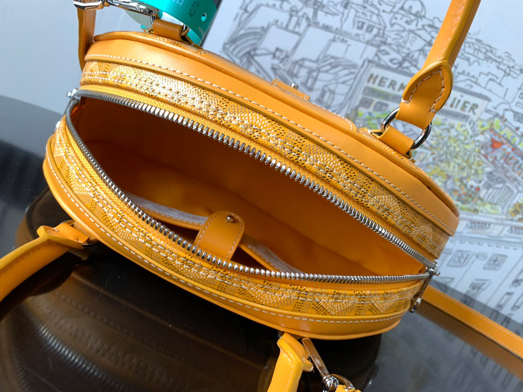 Goyard bag