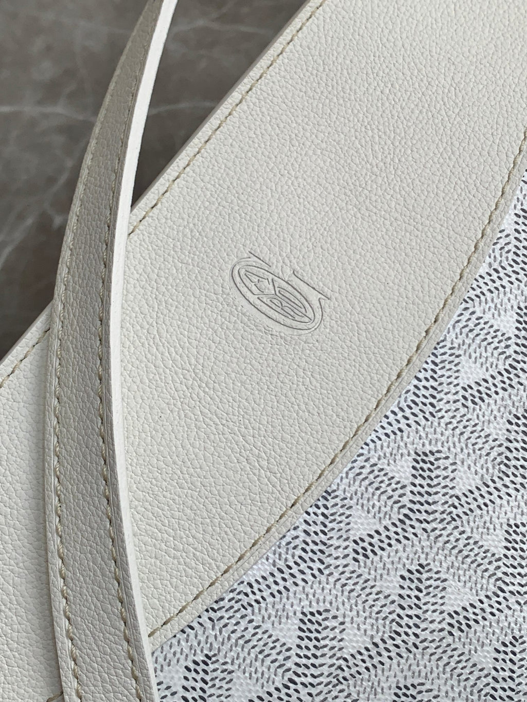 Goyard bag