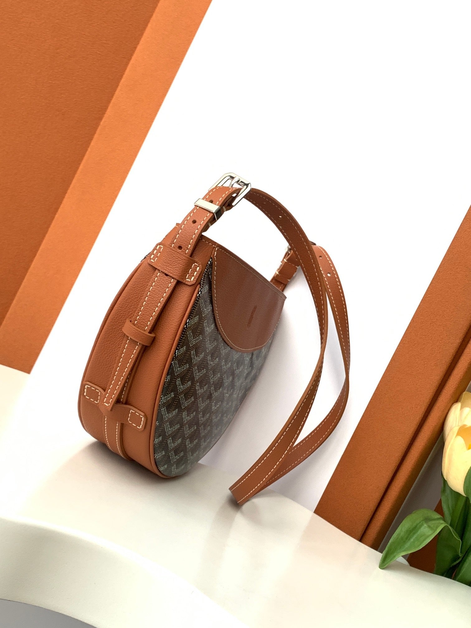 Goyard bag