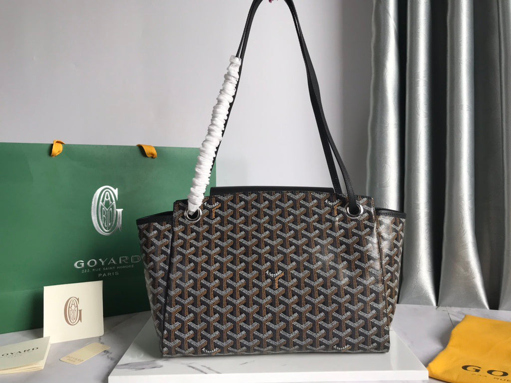 Goyard bag
