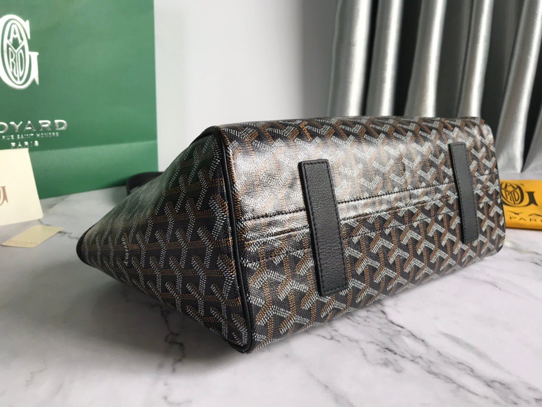 Goyard bag