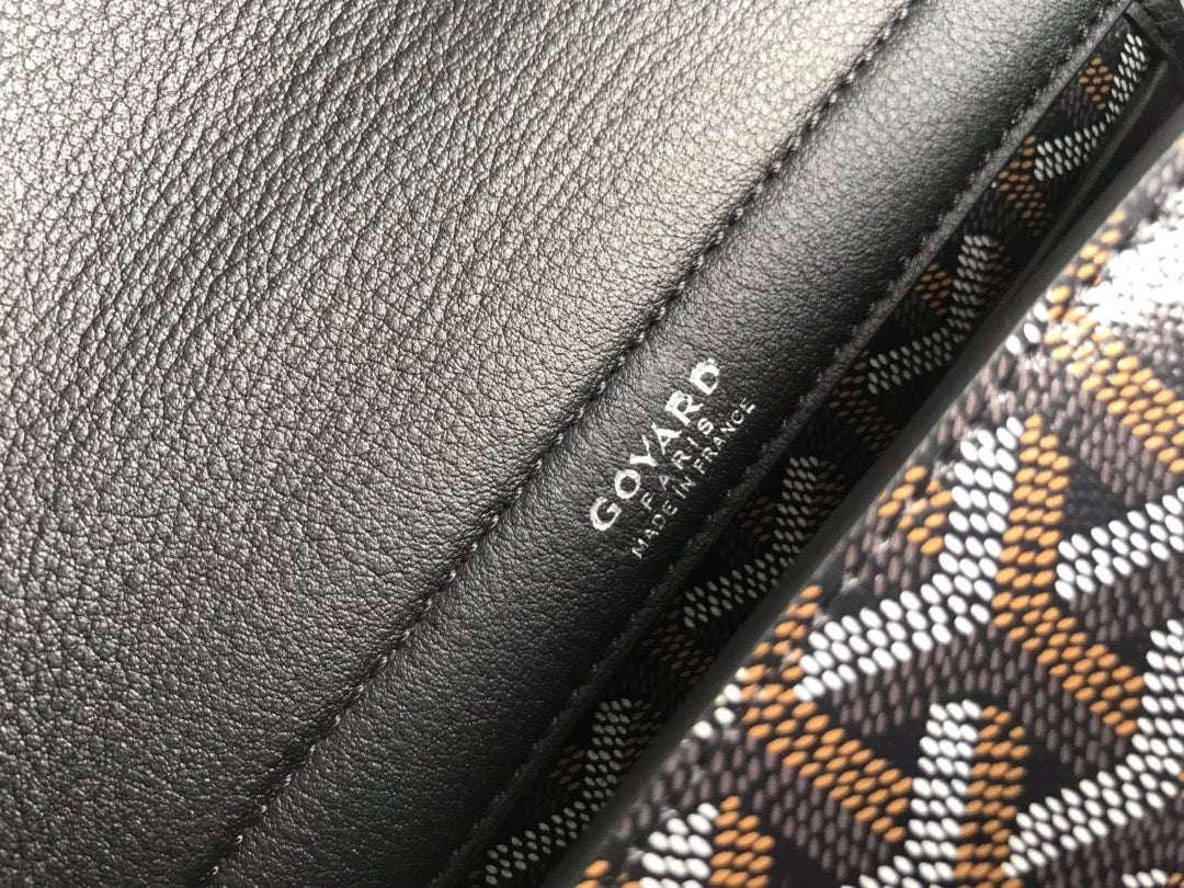Goyard bag