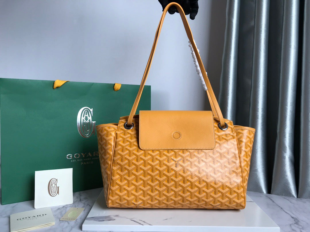 Goyard bag