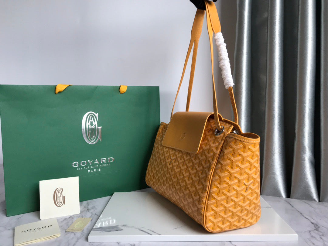 Goyard bag
