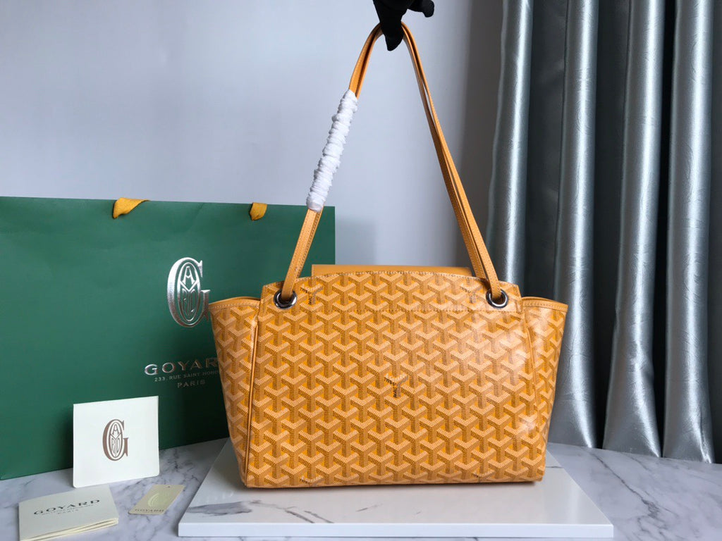 Goyard bag