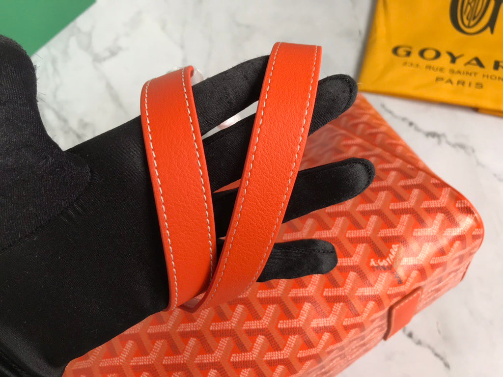 Goyard bag