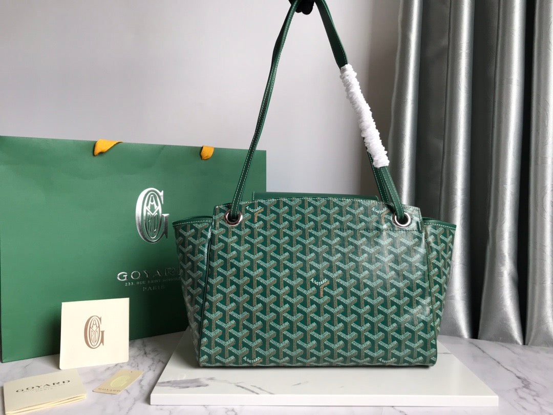 Goyard bag