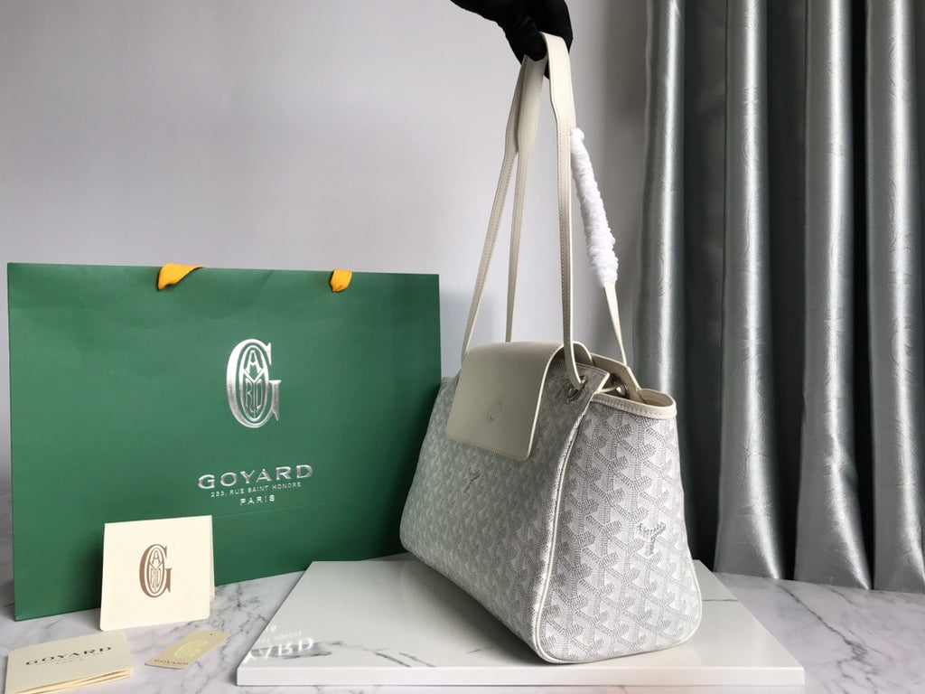 Goyard bag