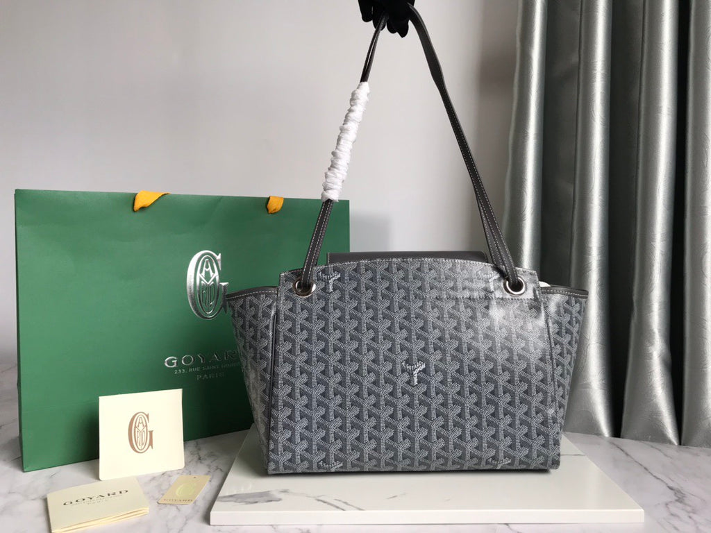 Goyard bag