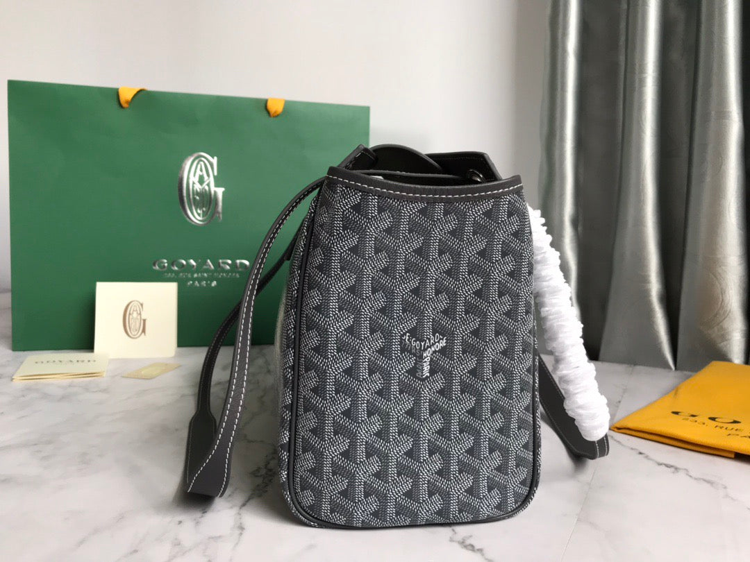 Goyard bag
