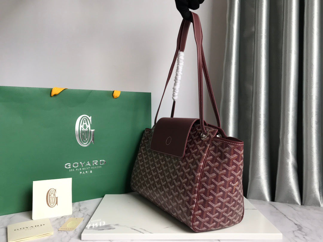 Goyard bag