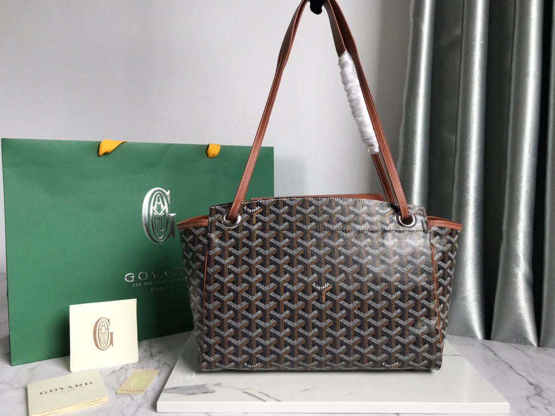 Goyard bag