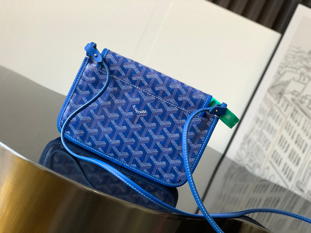 Goyard bag