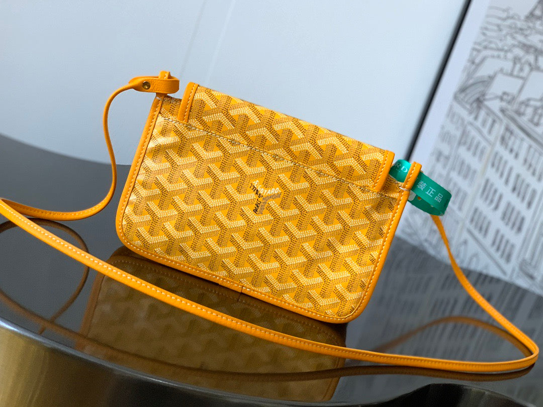 Goyard bag