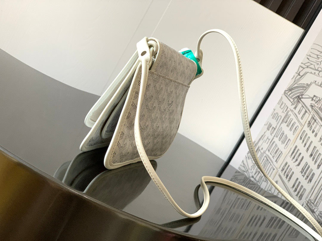 Goyard bag