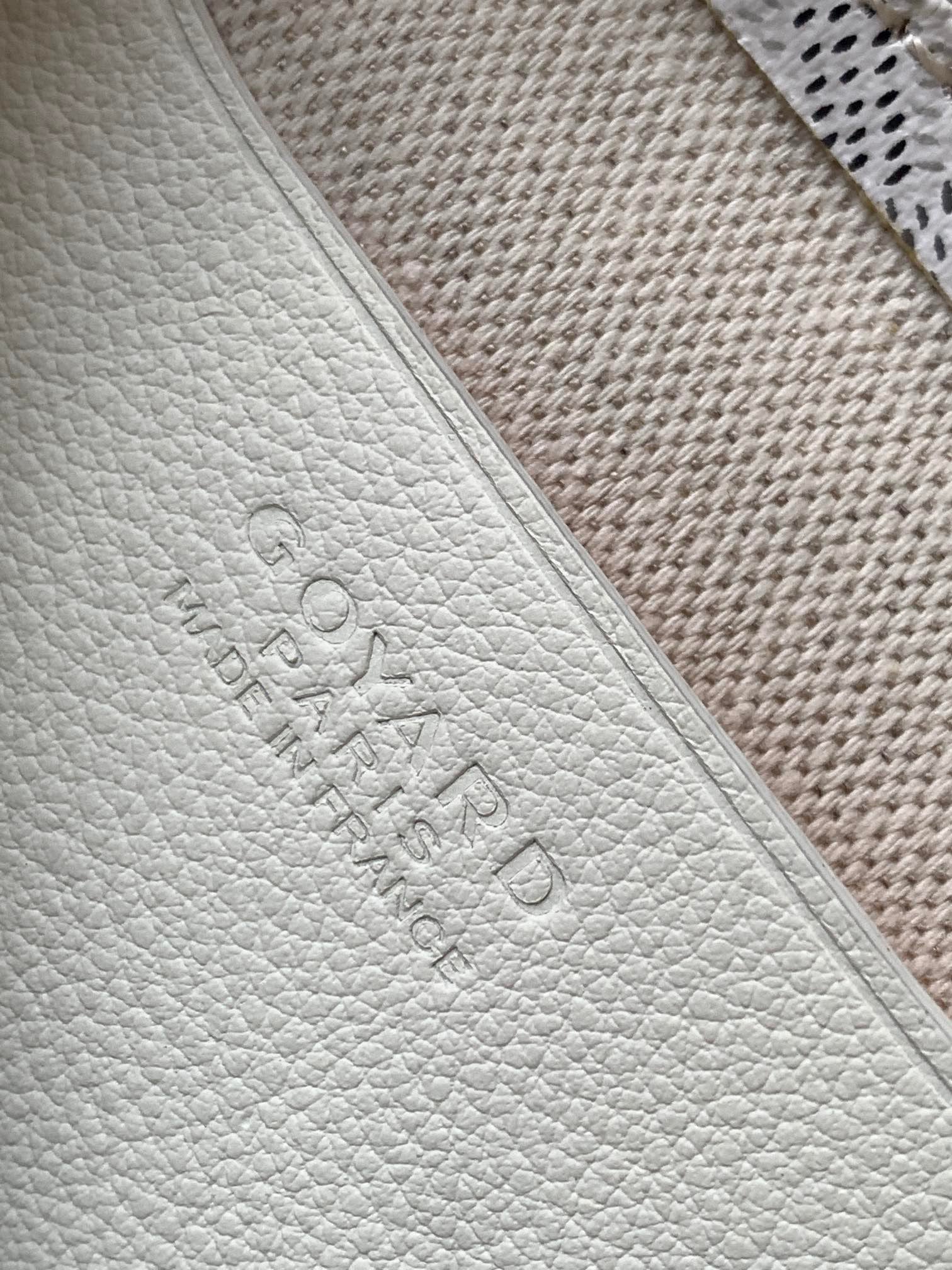 Goyard bag