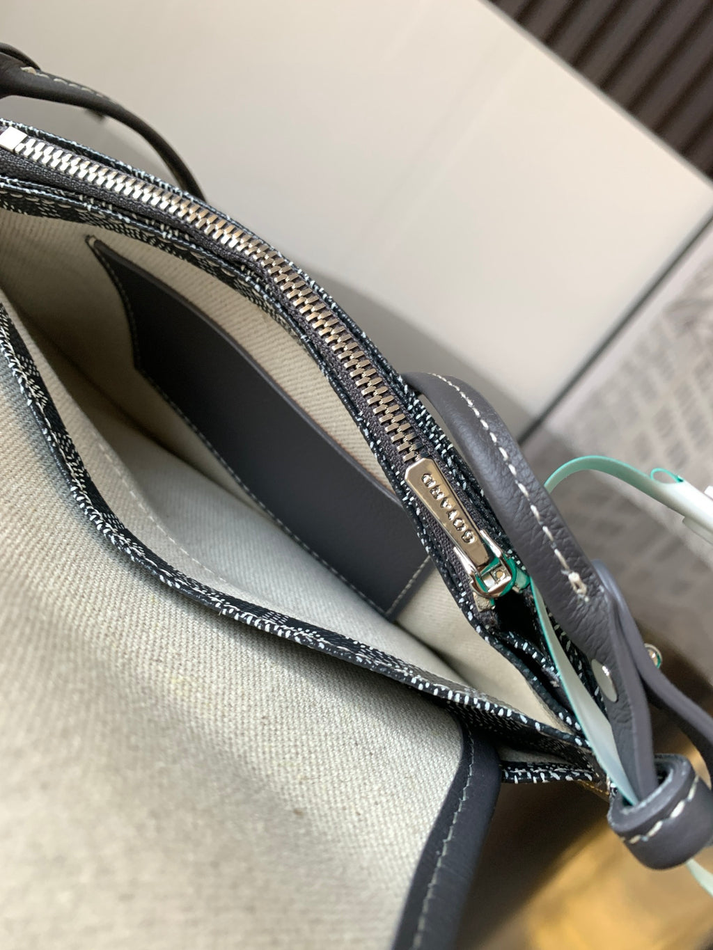 Goyard bag