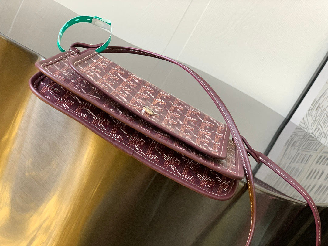 Goyard bag