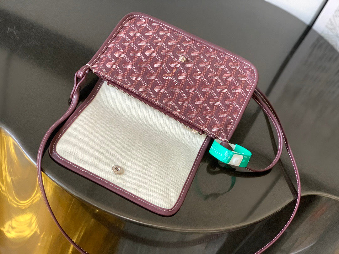 Goyard bag