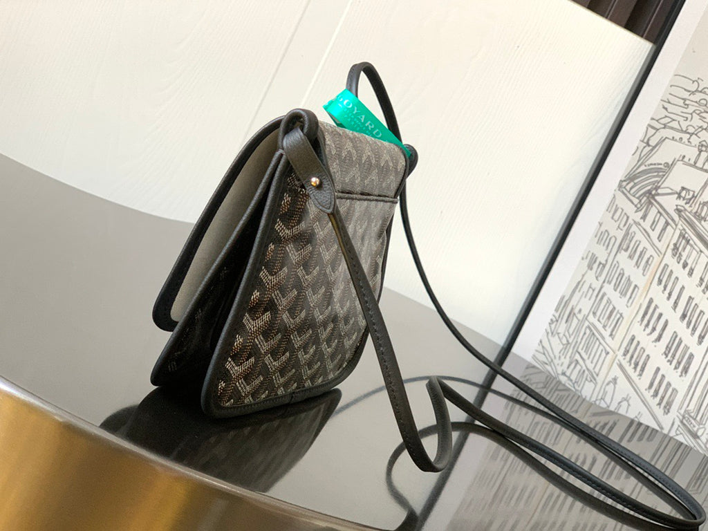 Goyard bag