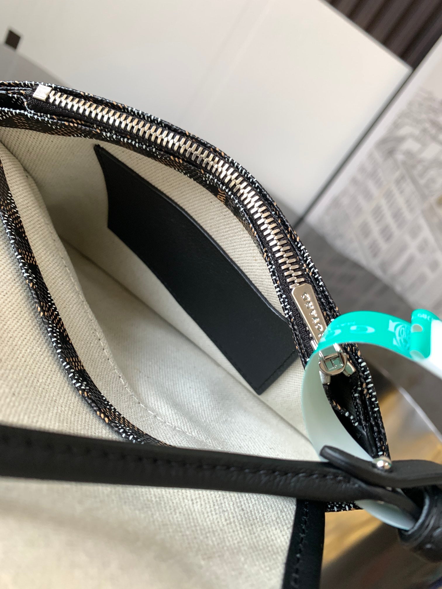 Goyard bag