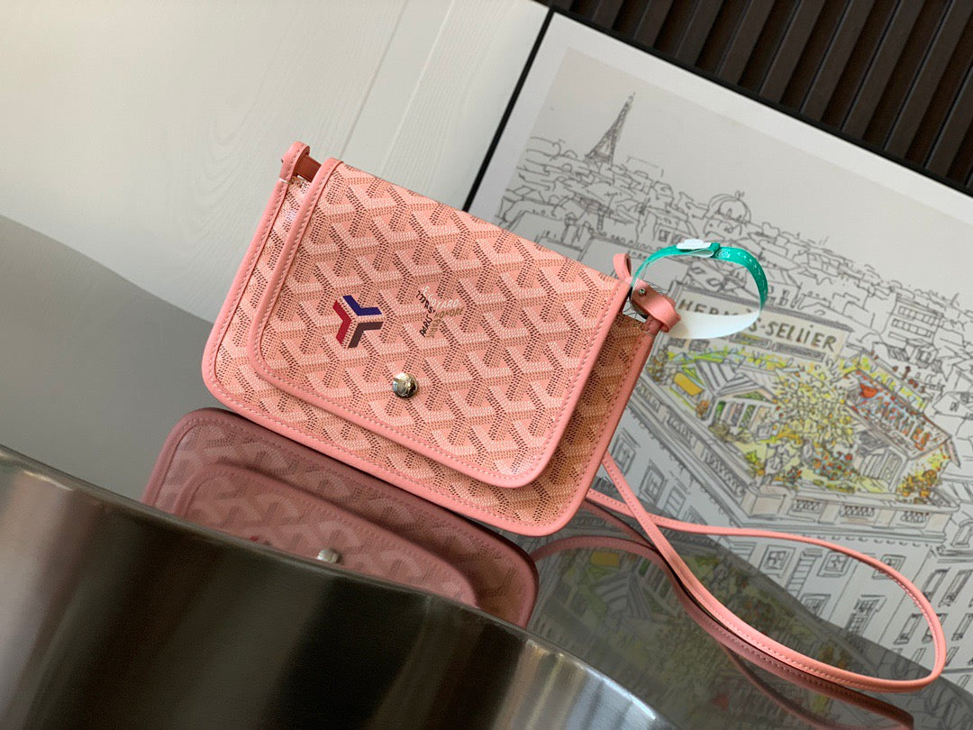 Goyard bag