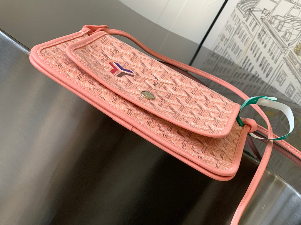 Goyard bag