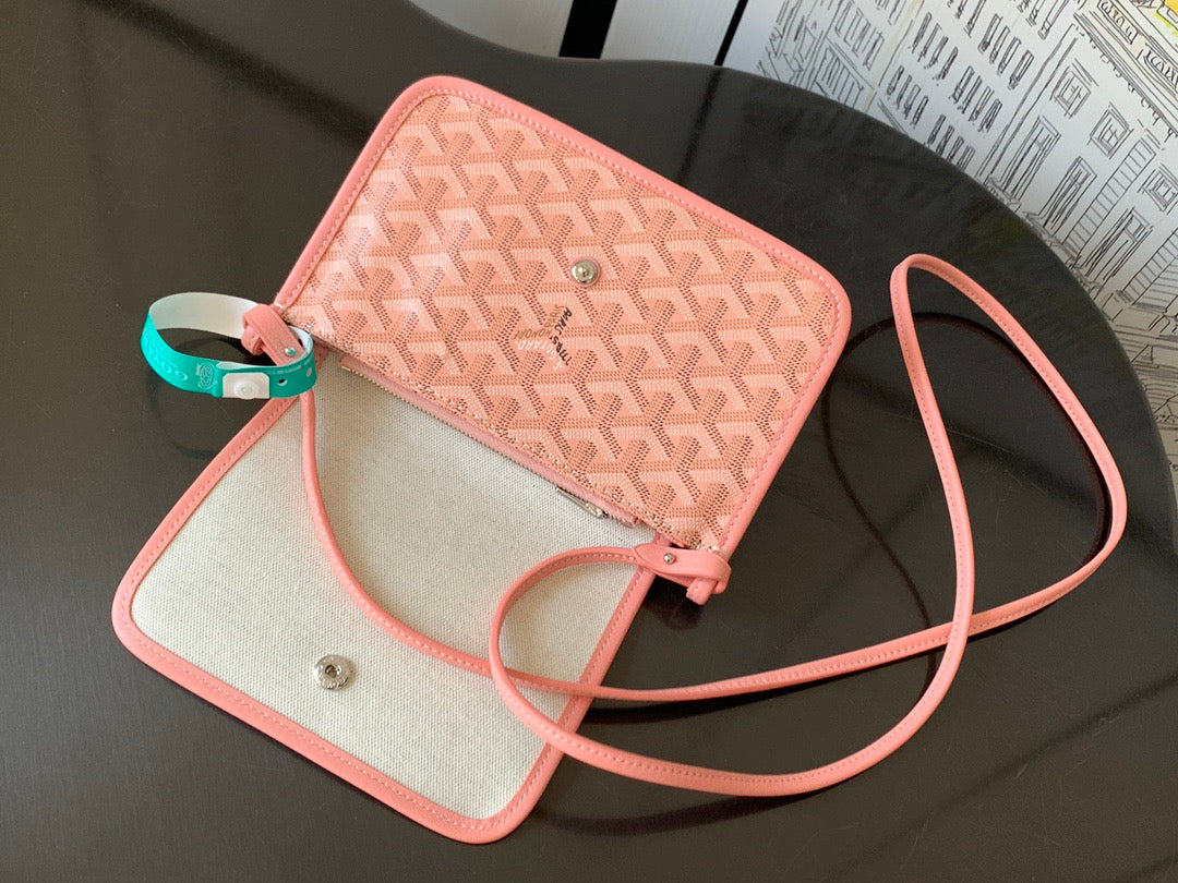 Goyard bag