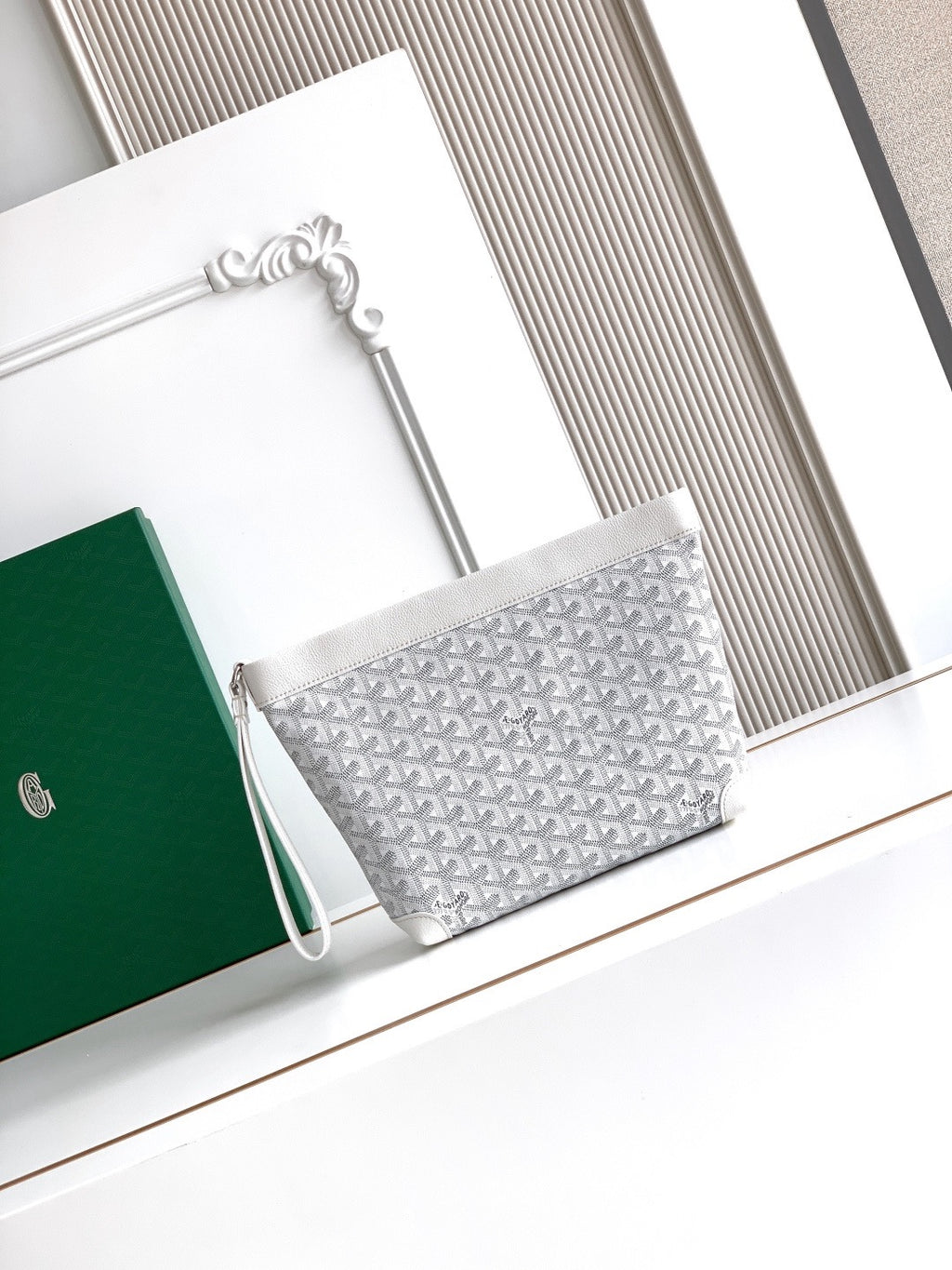 Goyard bag