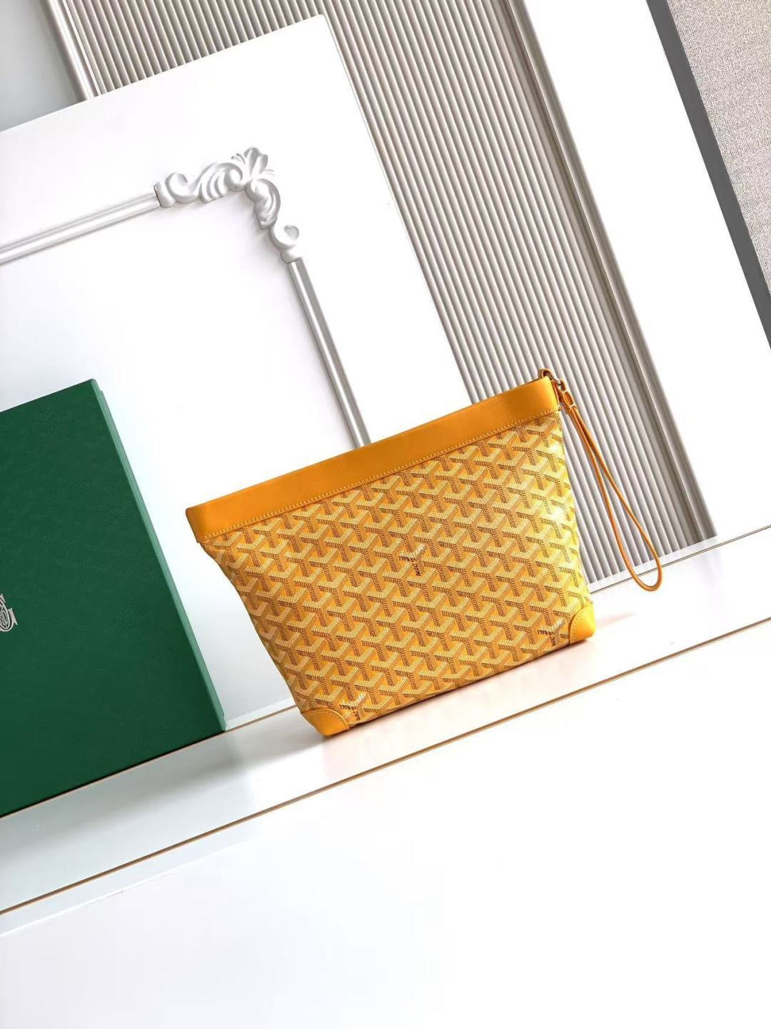 Goyard bag